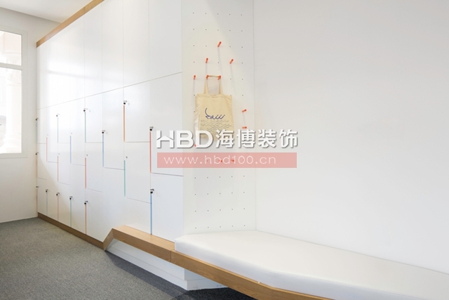 簡(jiǎn)約辦公室裝修,廣州辦公室裝修,廣州裝飾公司,辦公室設(shè)計(jì).jpg